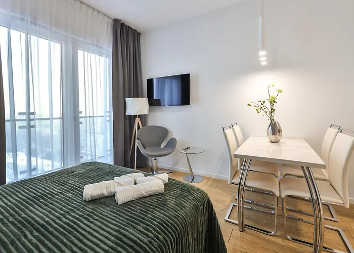 Kasprzaka 31 By Perfectapart 925 *