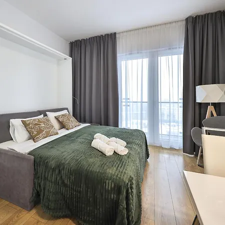 Kasprzaka 31 By Perfectapart 925 Warschau