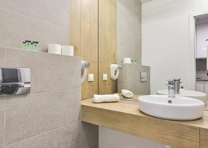 Kasprzaka 31 By Perfectapart 925